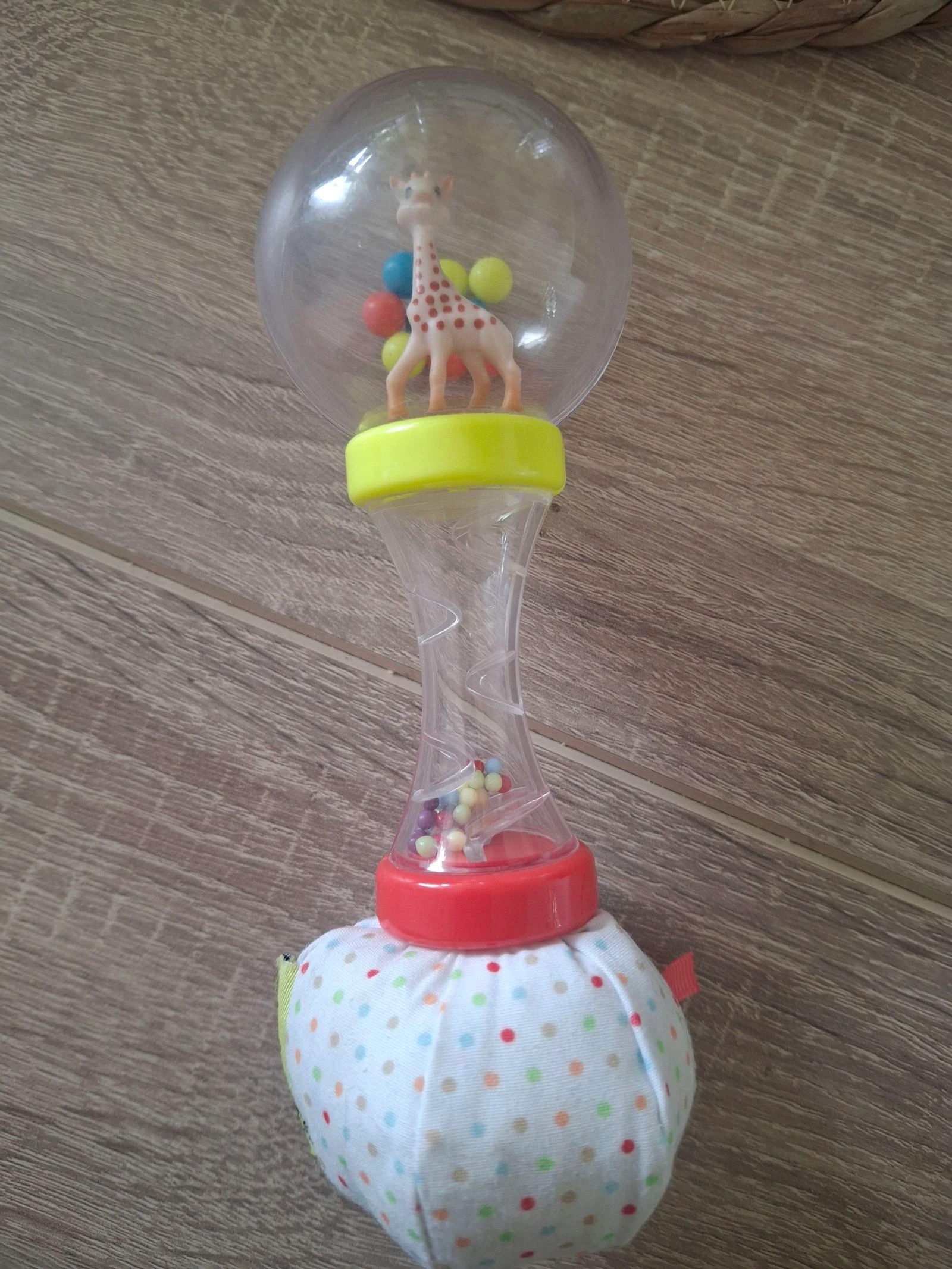Sophie the Giraffe maracas rattle brand Vulli – photo 3